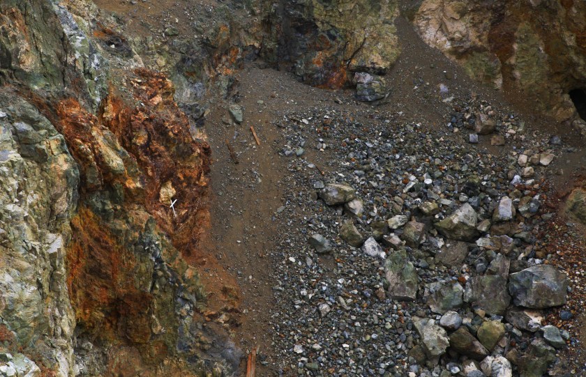 An abandoned mine in the Tungsten Hills. Can you find the cross?